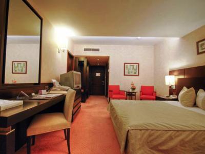 Hotel Ramada Plaza By Wyndham Raouche