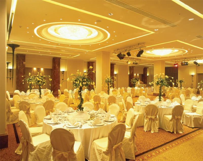 Hotel Ramada Plaza By Wyndham Raouche 5*