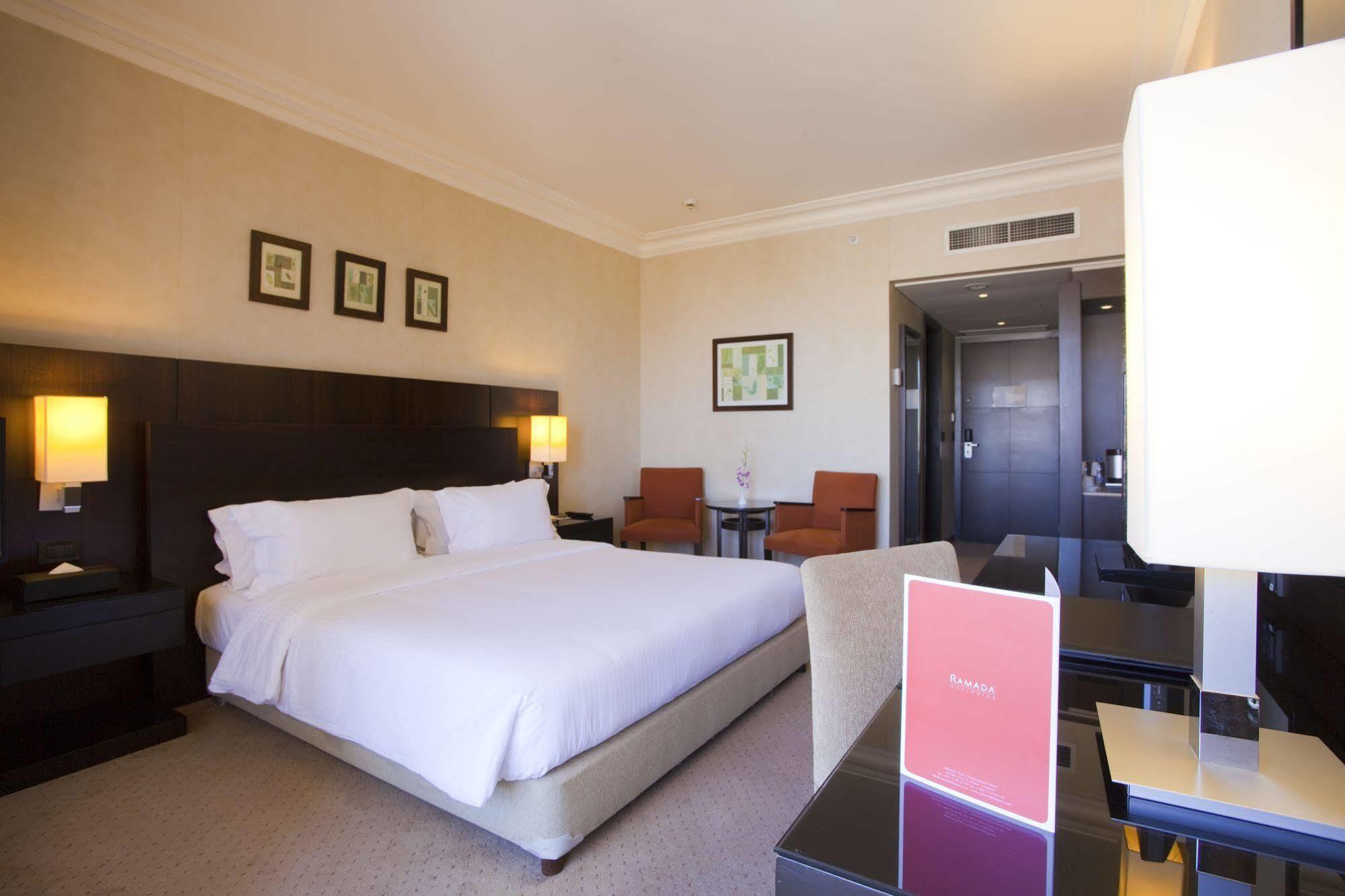 Ramada Plaza By Wyndham Raouche Hotel 5*