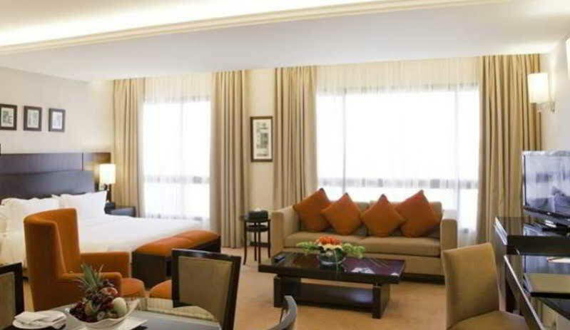 Hotel Ramada Plaza By Wyndham Raouche 5*